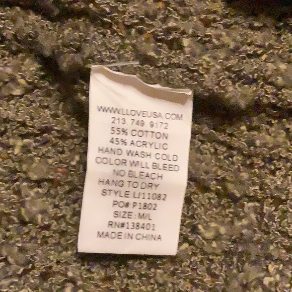 Love USA green sweater overlay, size medium/large, great condition. - Picture 3 of 5